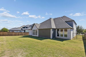 2111Longmont_040
