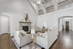 2111Longmont_011