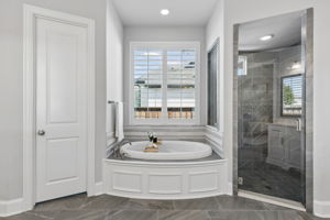 2111Longmont_022