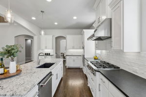 2111Longmont_015