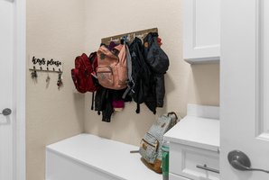  Photo 44