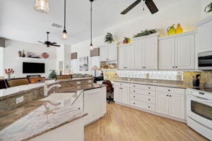 2111 Muskogee Trl-28
