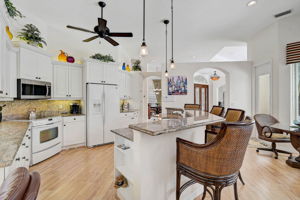 2111 Muskogee Trl-30