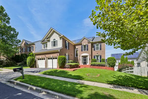 Hickory Forest Way-S2608-003.jpg