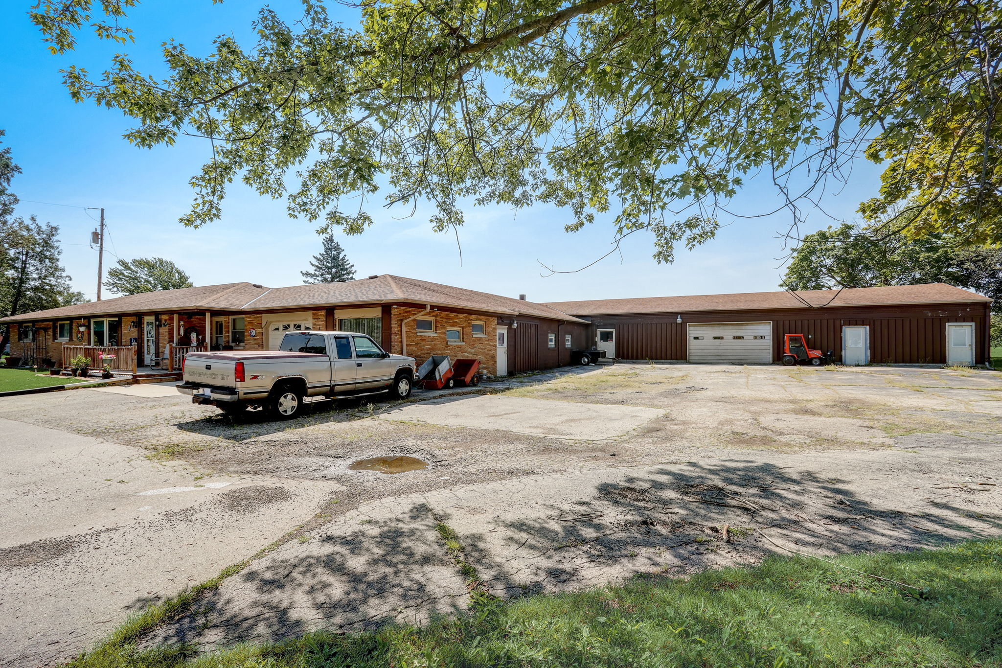 Residential Home & Shop View