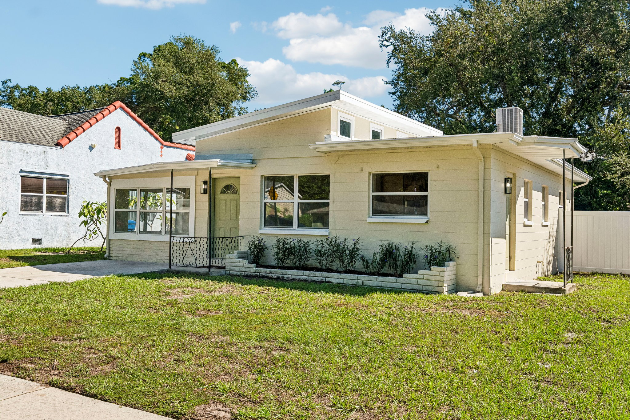 25th St S-S1310-004.jpg