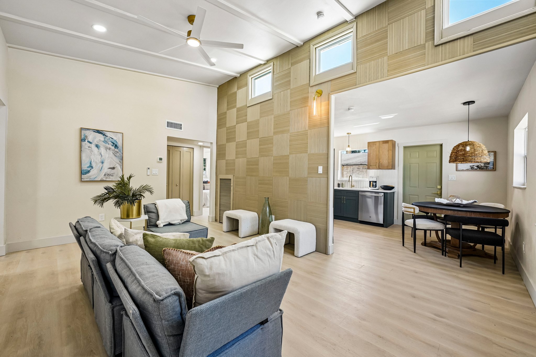 25th St S-S1310-011.jpg