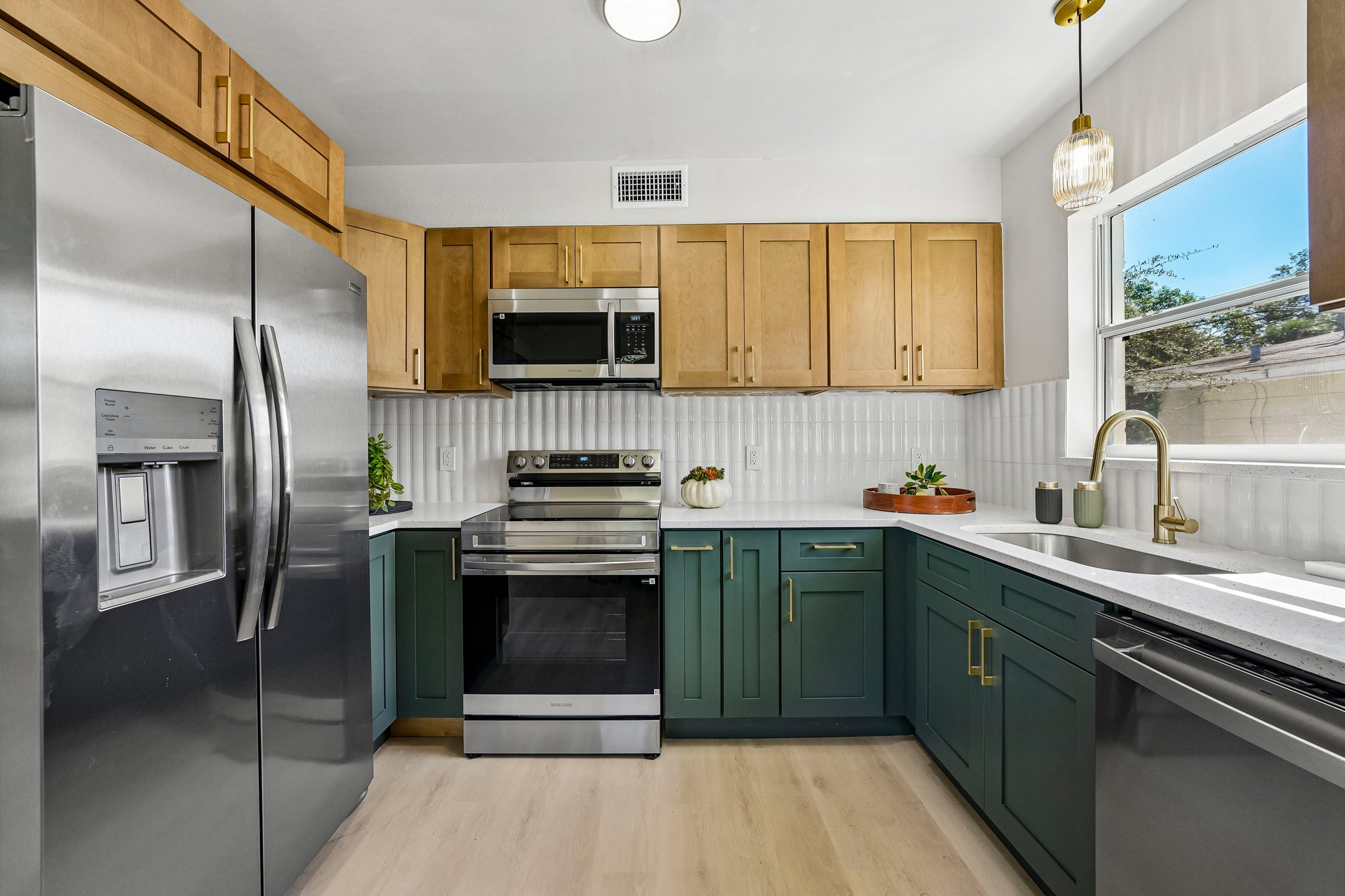 25th St S-S1310-019.jpg