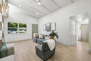 25th St S-S1310-008.jpg