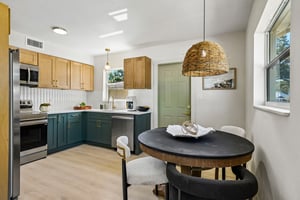 25th St S-S1310-016.jpg
