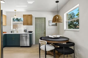 25th St S-S1310-017.jpg