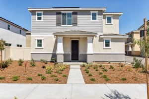SoCal- Willow at Live Oak- 2112 Bergamot St Redlands CA 92374-001