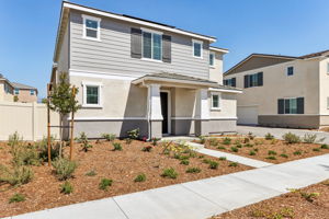 SoCal- Willow at Live Oak- 2112 Bergamot St Redlands CA 92374-002