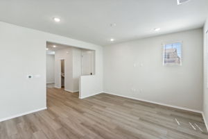 SoCal- Willow at Live Oak- 2112 Bergamot St Redlands CA 92374-005