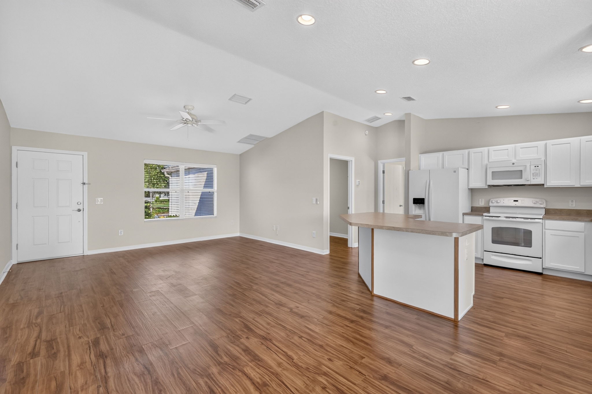 Living/Dining Room