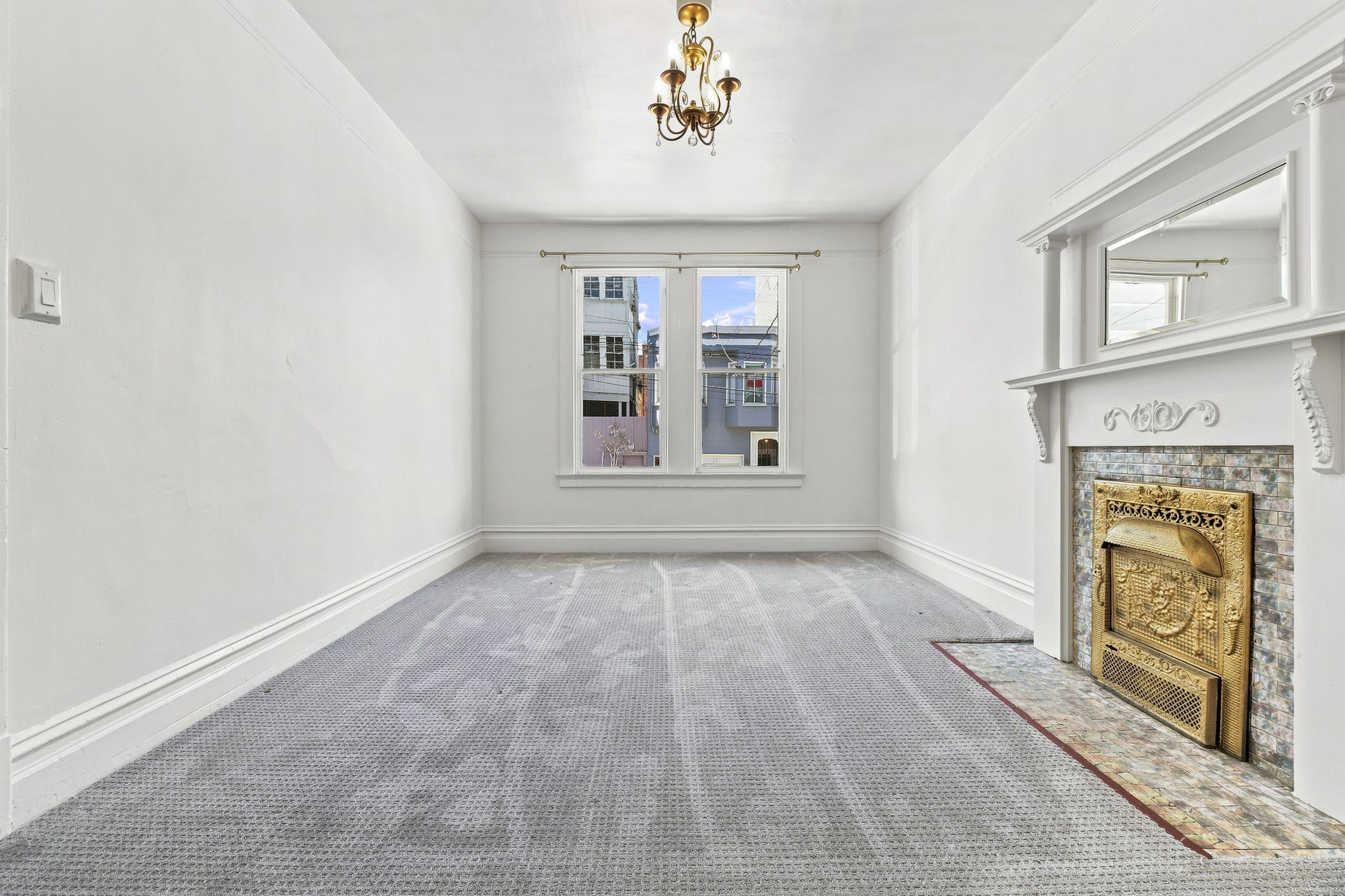 019_F8_2112 Mason St 2112-2116