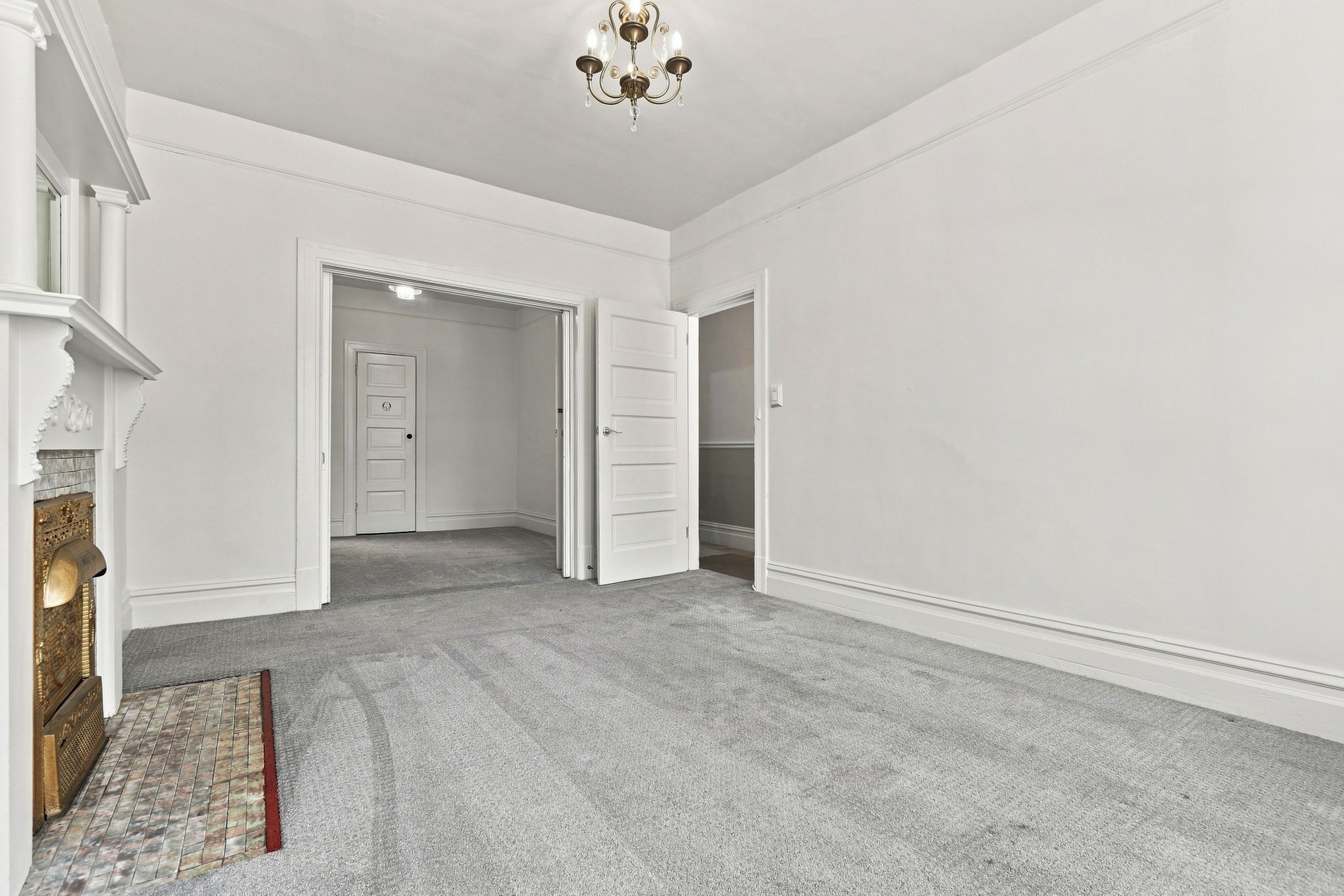 020_F8_2112 Mason St 2112-2116
