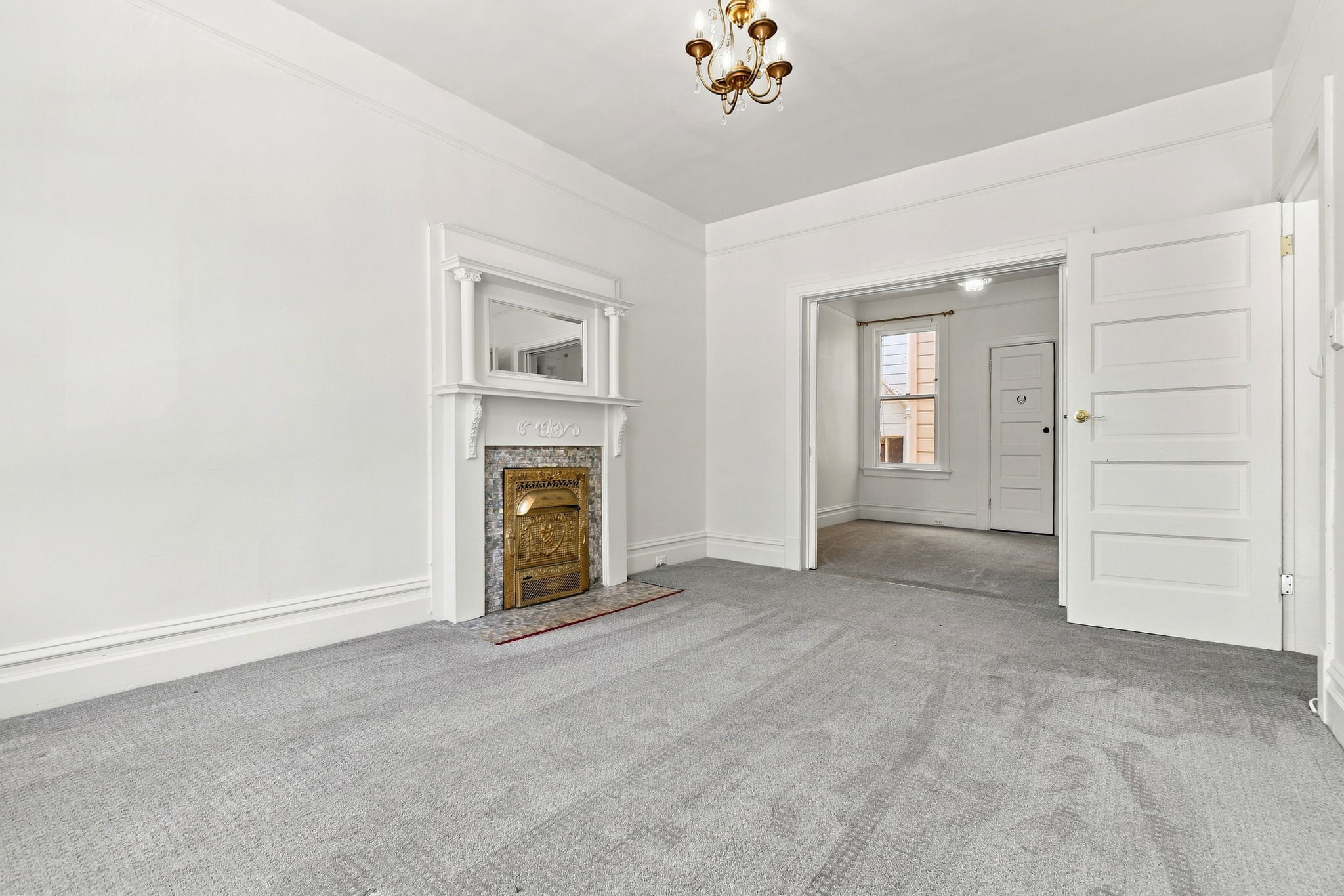 022_F8_2112 Mason St 2112-2116