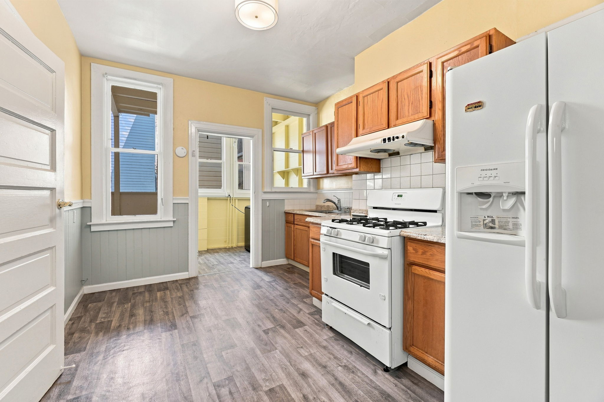 028_F8_2112 Mason St 2112-2116