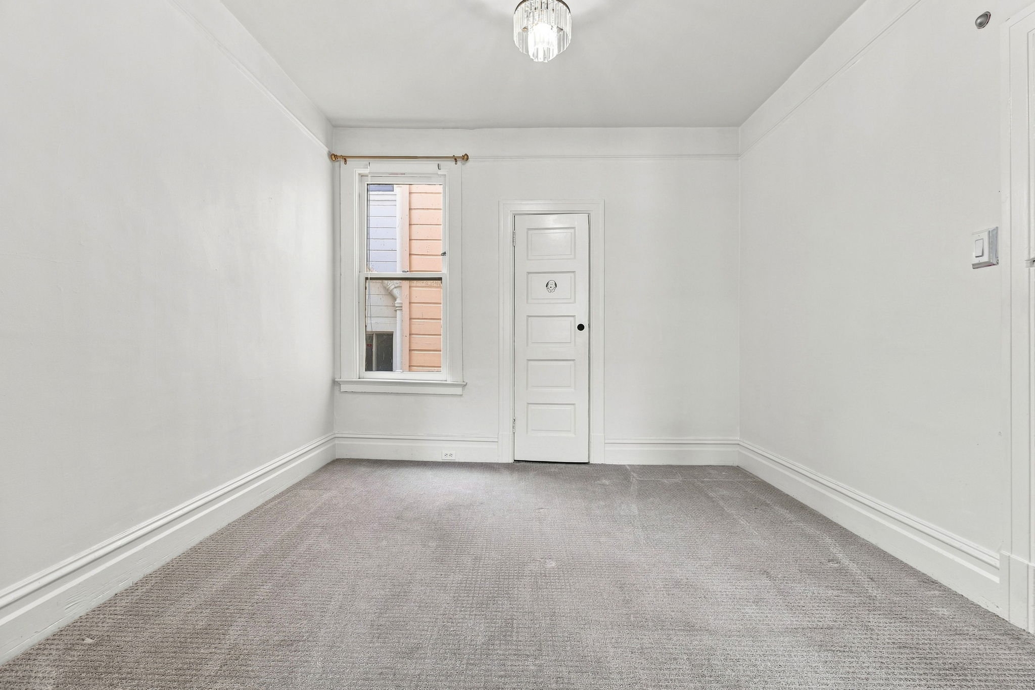 035_F8_2112 Mason St 2112-2116