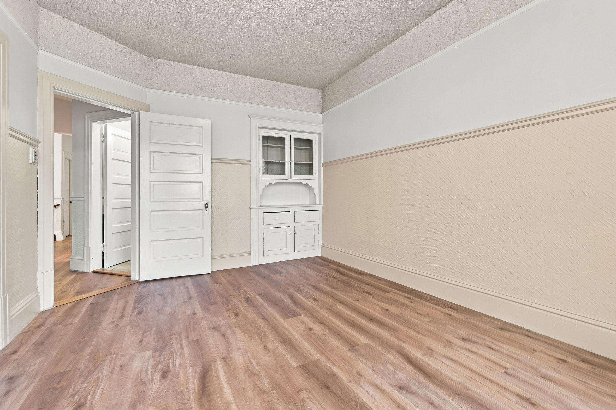 043_F8_2112 Mason St 2112-2116