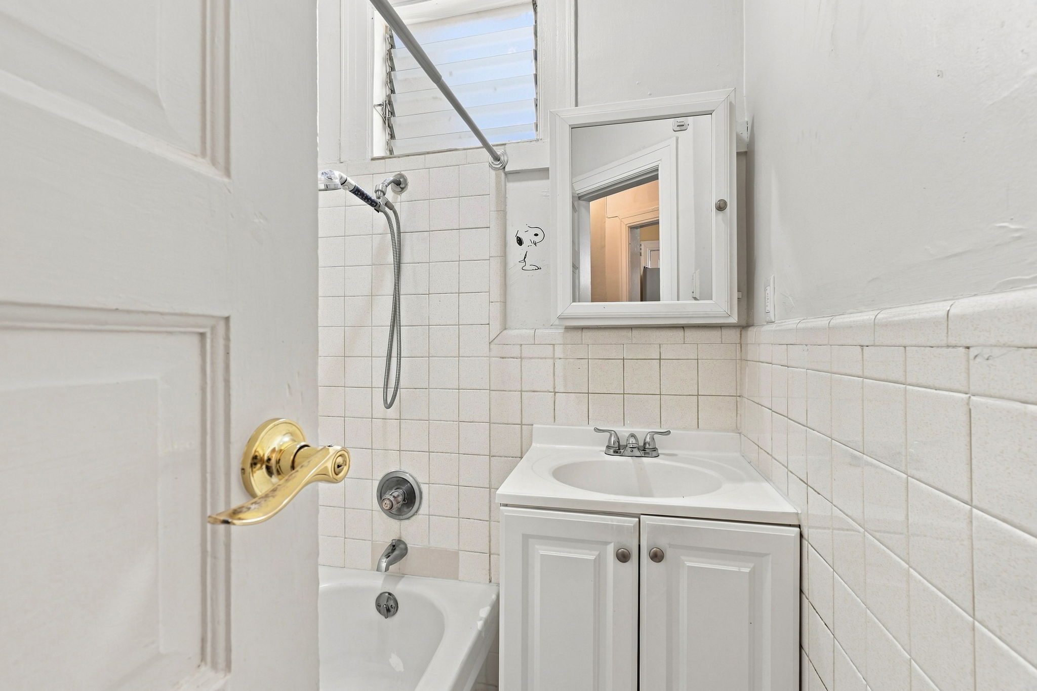 058_F8_2112 Mason St 2112-2116