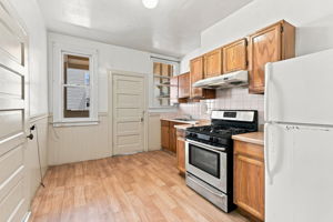 011_F8_2112 Mason St 2112-2116