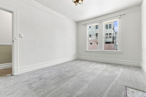 023_F8_2112 Mason St 2112-2116