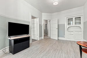 025_F8_2112 Mason St 2112-2116