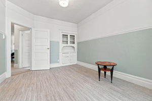 027_F8_2112 Mason St 2112-2116