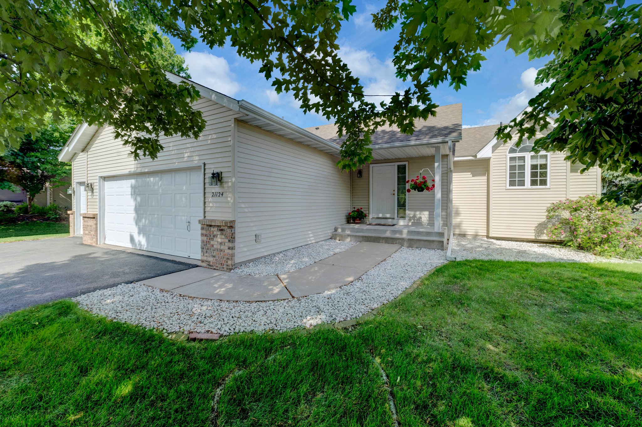 21124 Ibis Ave, Lakeville, MN 55044, US Photo 1