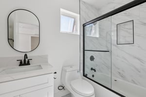 2113 Holly Dr 2111-1706-011.jpg