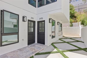 2113 Holly Dr 2113.5-1706-003.jpg