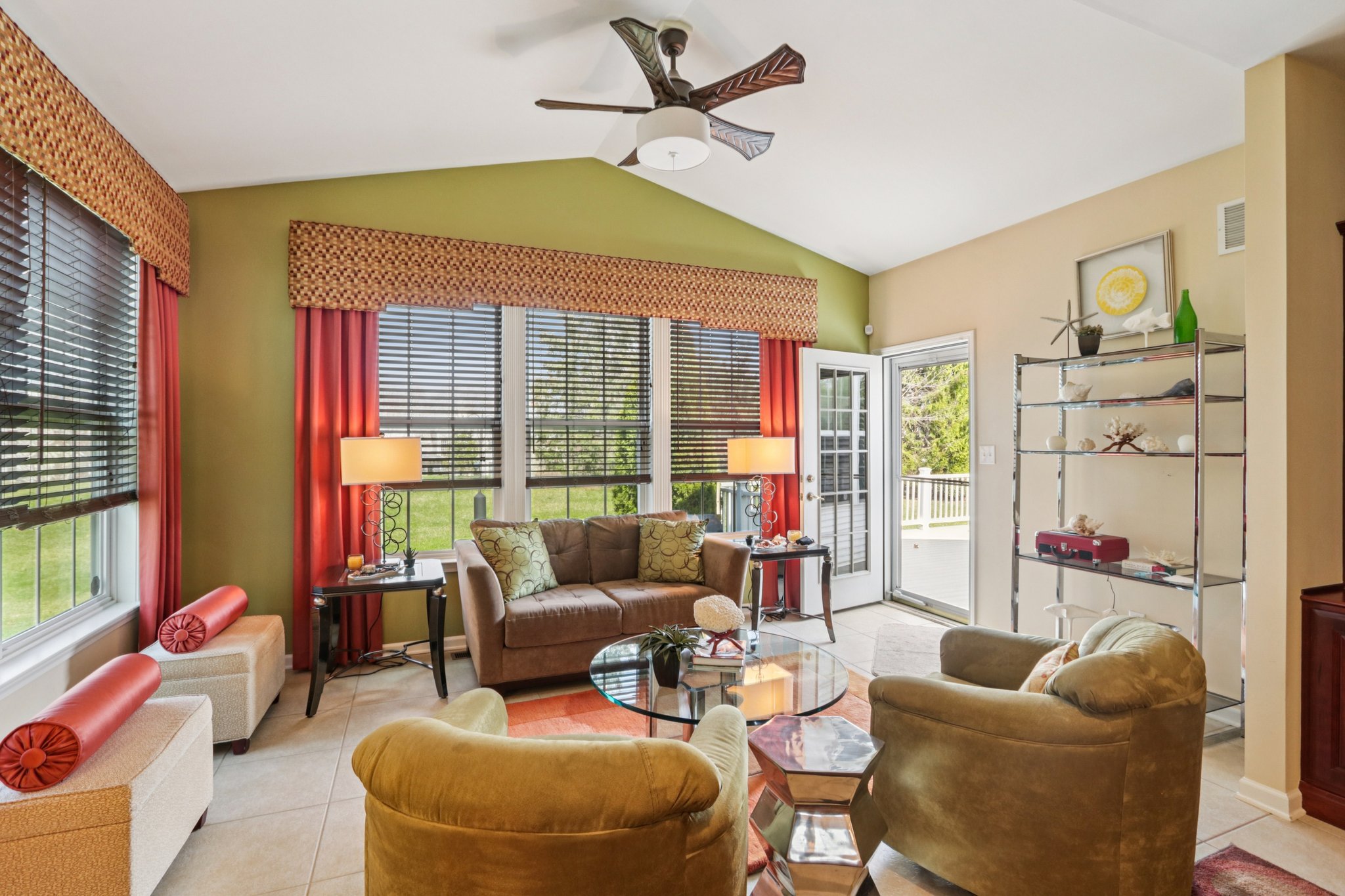 Kingsview Rd-S3103-037.jpg