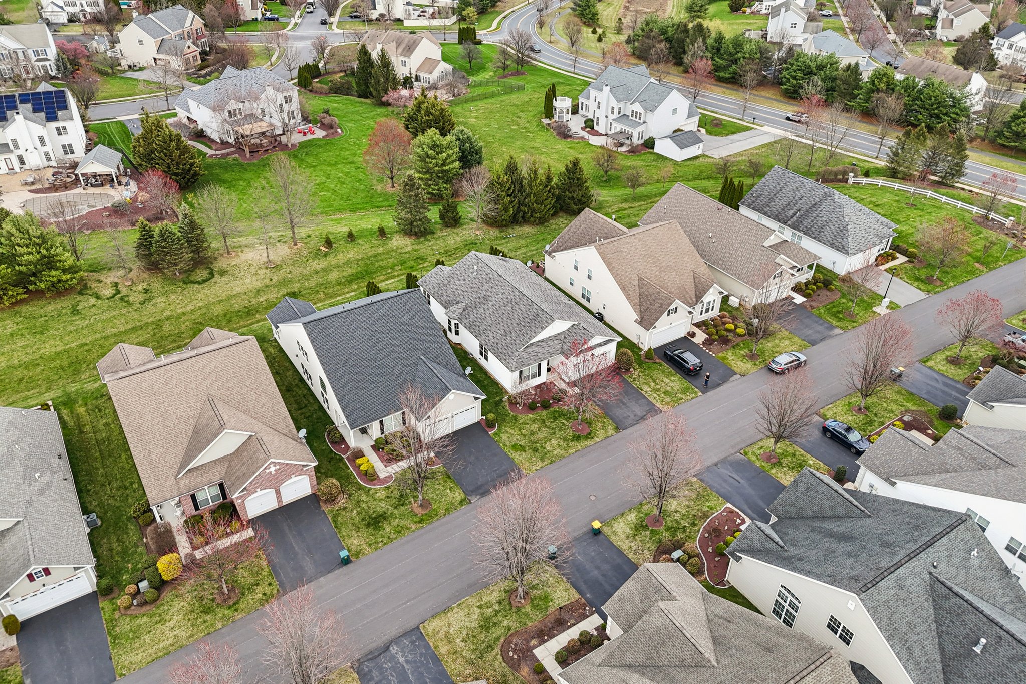 Kingsview Rd-S3103-070.jpg