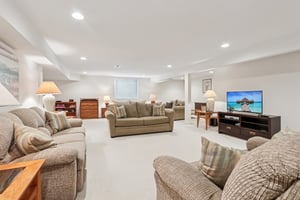 Kingsview Rd-S3103-050.jpg