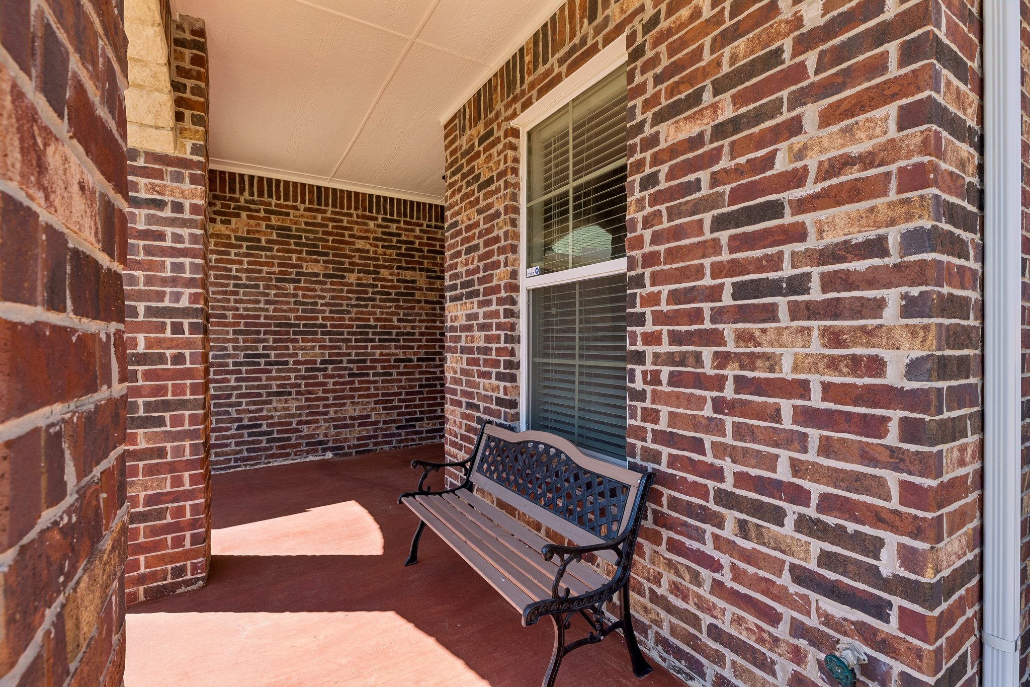 2113 NW 158th St_007.jpg