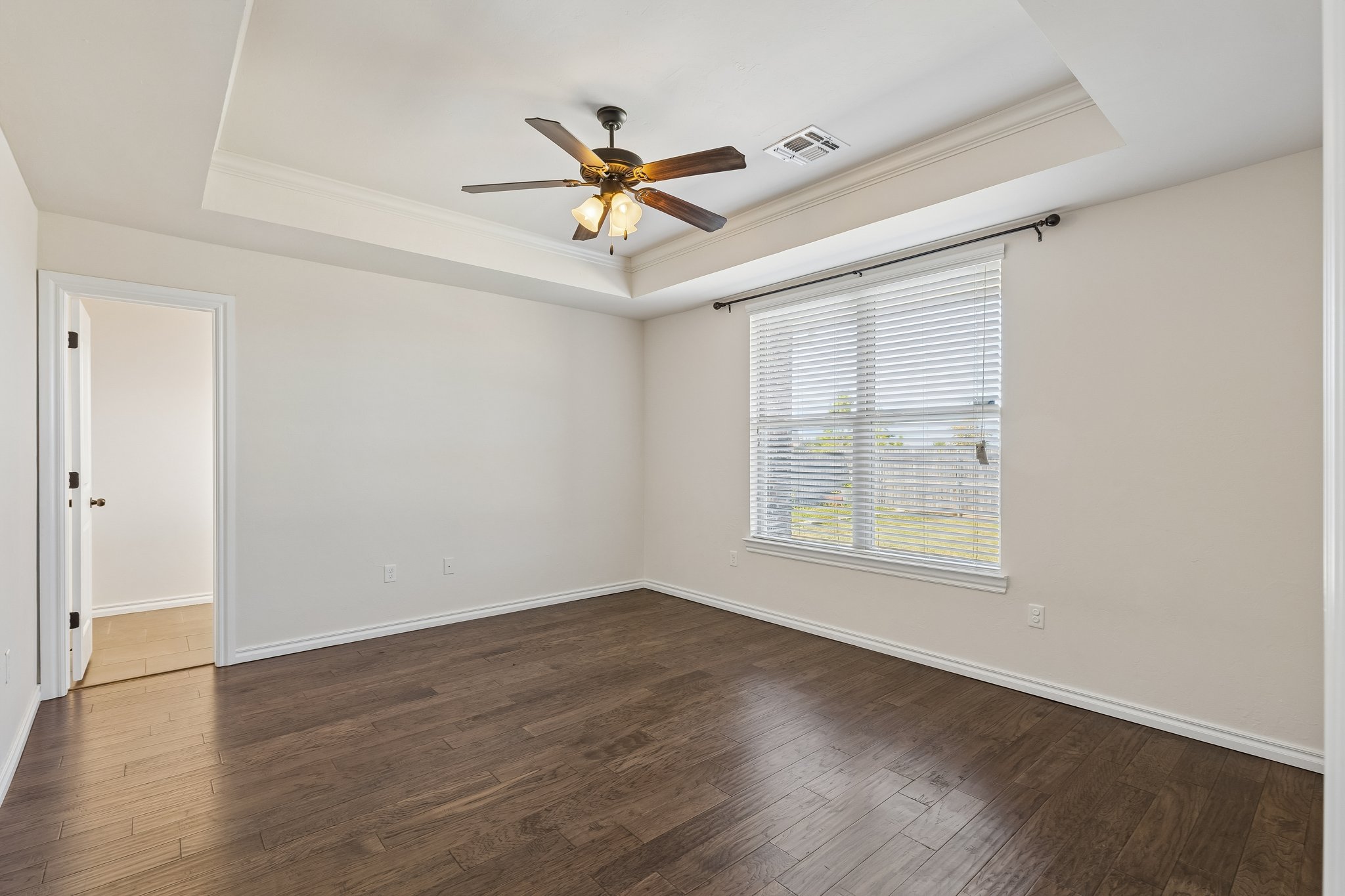 2113 NW 158th St_021.jpg