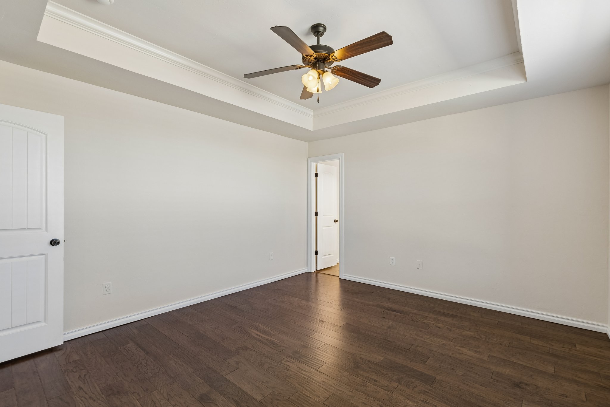 2113 NW 158th St_023.jpg