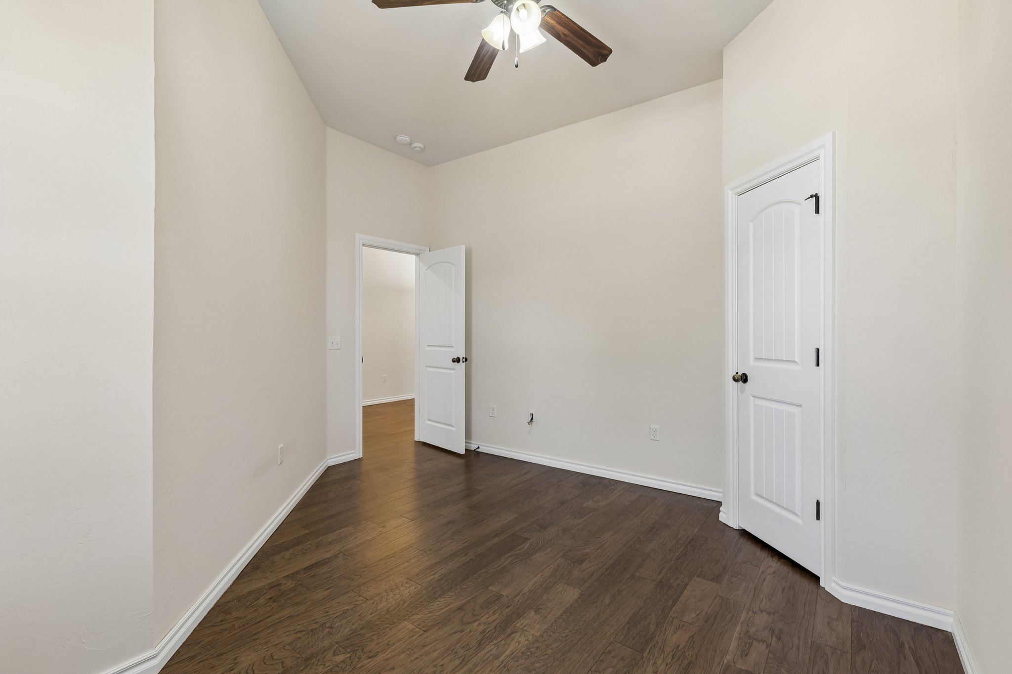 2113 NW 158th St_039.jpg