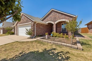 2113 NW 158th St_003.jpg