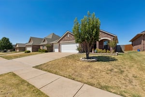 2113 NW 158th St_005.jpg