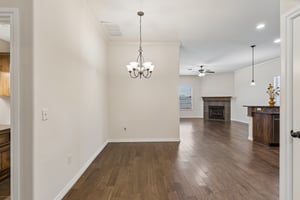 2113 NW 158th St_013.jpg