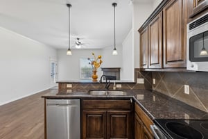 2113 NW 158th St_019.jpg