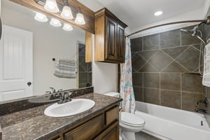 2113 NW 158th St_035.jpg