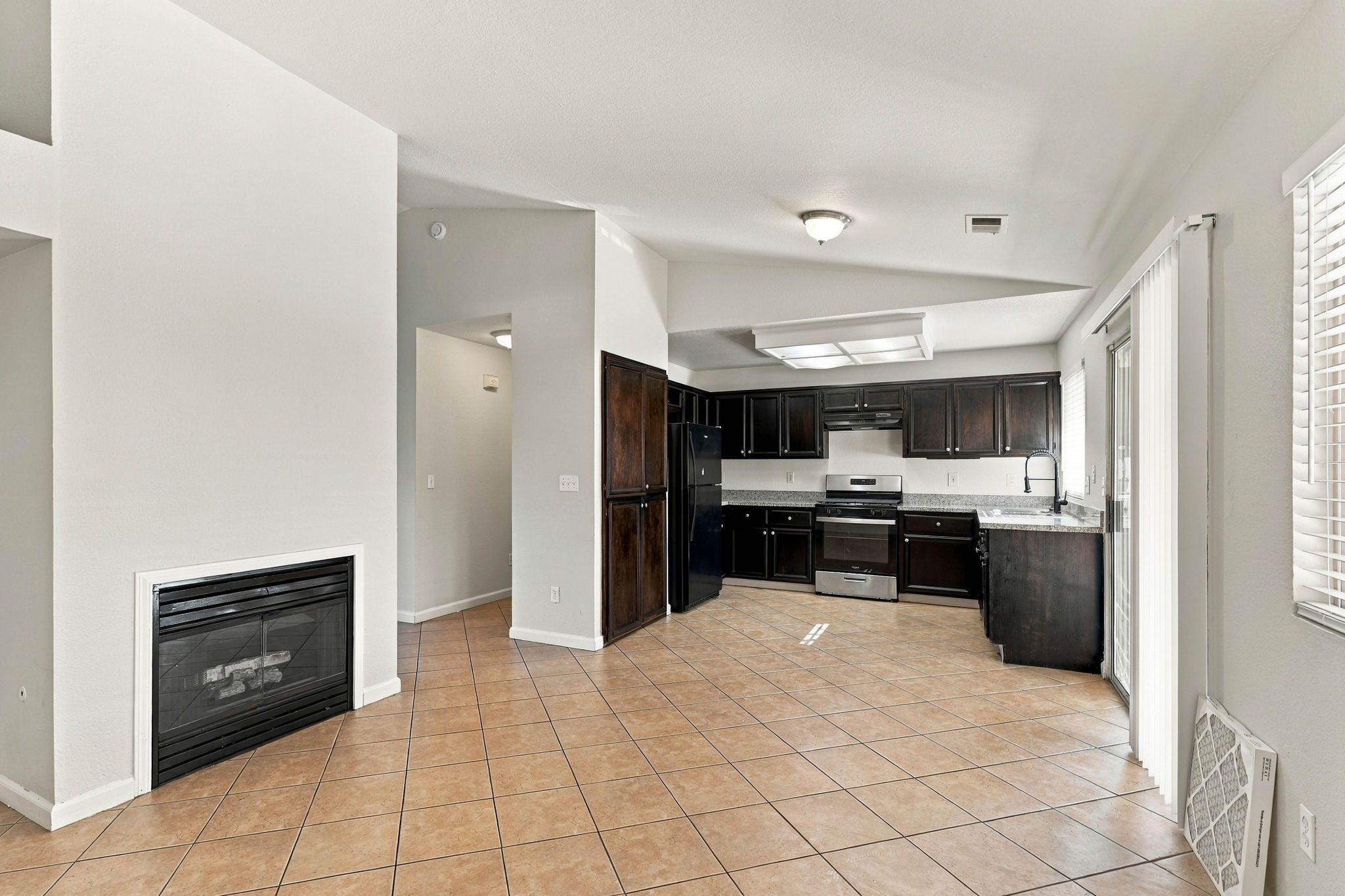 008_F8_2113 Shelby Creek Ct