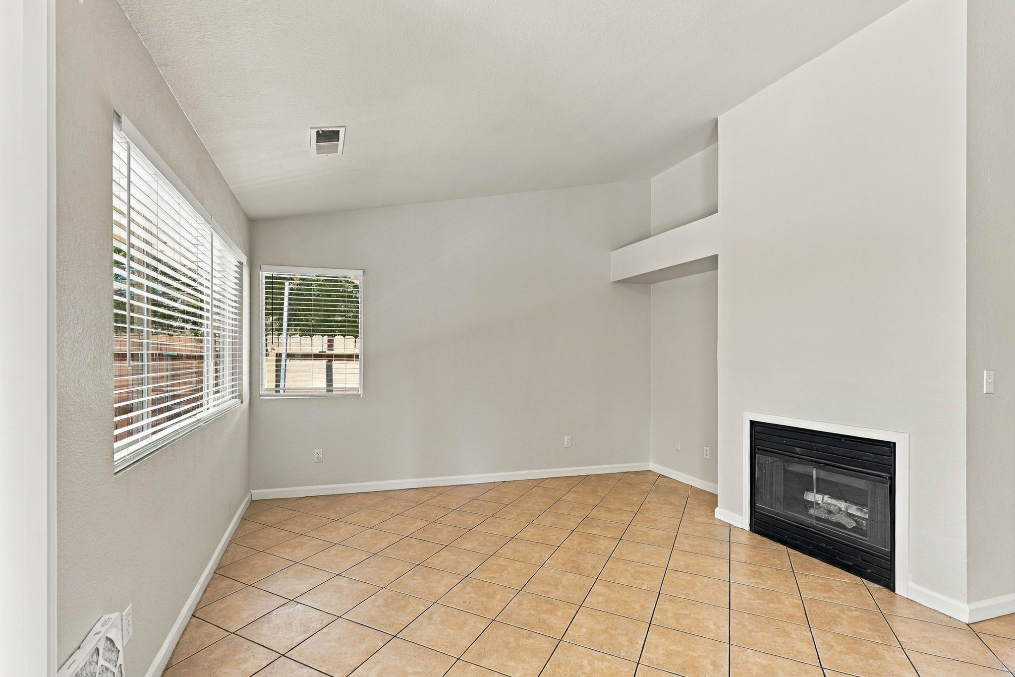 010_F8_2113 Shelby Creek Ct