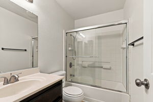 029_F8_2113 Shelby Creek Ct
