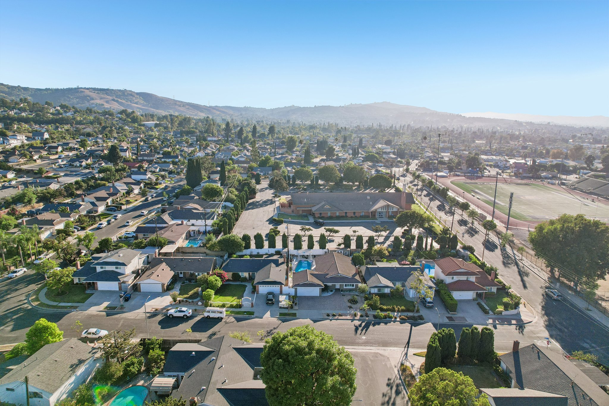 Edmore Ave-S2008-016.jpg