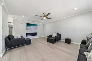 Edmore Ave-S1808-002.jpg